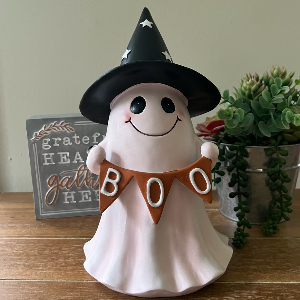 11” Pink Halloween Ghost Witch holding BOO sign Decor NEW